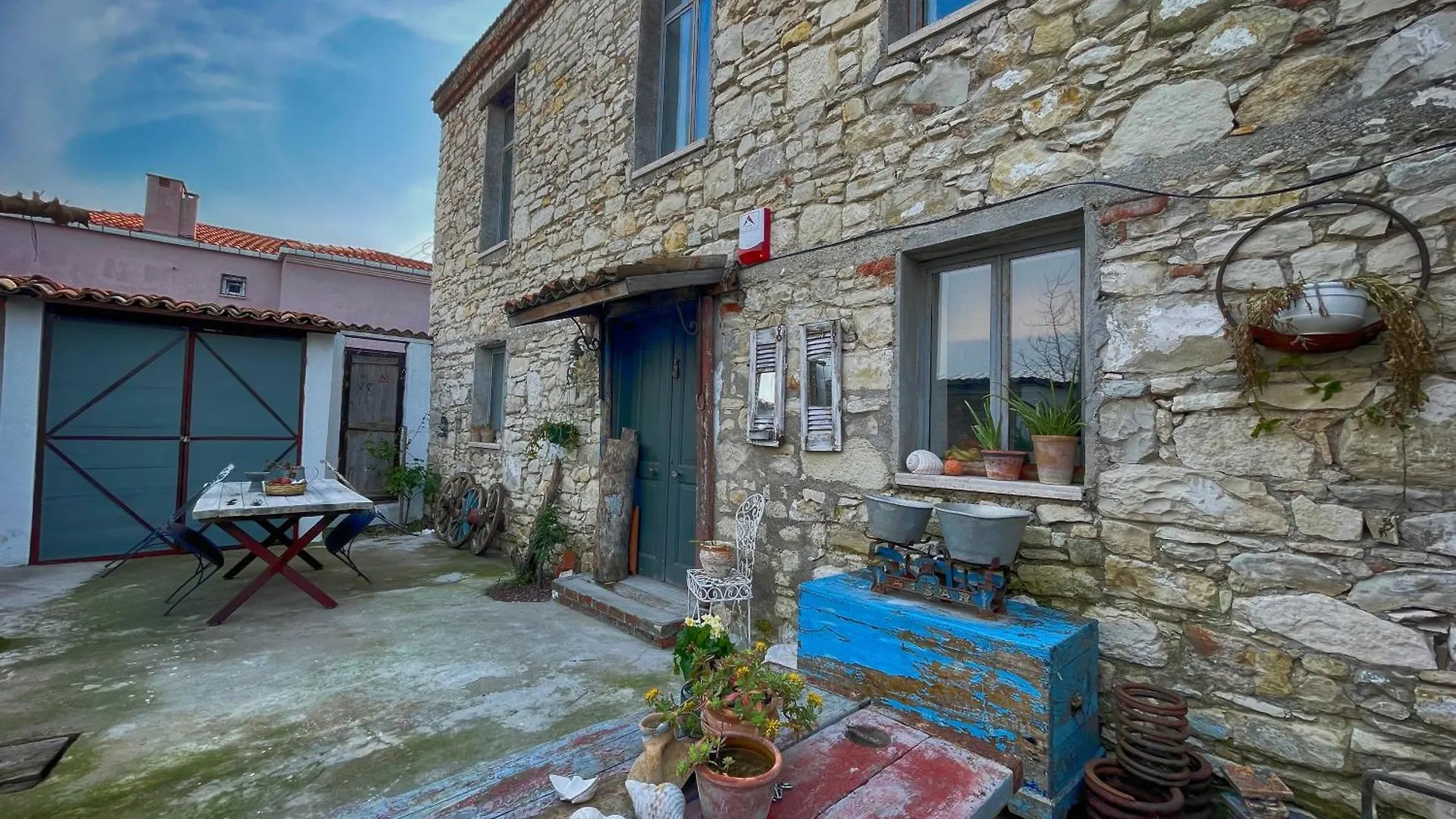 Holiday home Urla Art Design Tasev Villa Kuscular